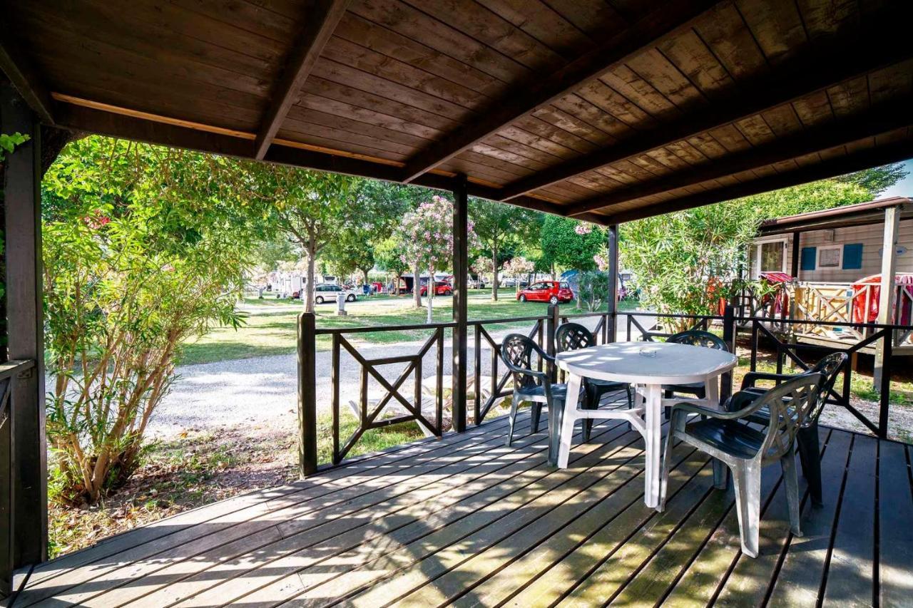 Mobilehomes In Pieve Vecchia - Norditalienische Seen 22044 Manerba del Garda Ngoại thất bức ảnh